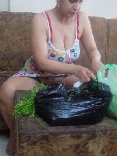 Video Viral Terbaru Tante Binor Cantik Pemilik Hotel dan Restauran Surabaya Indonesia Service Client