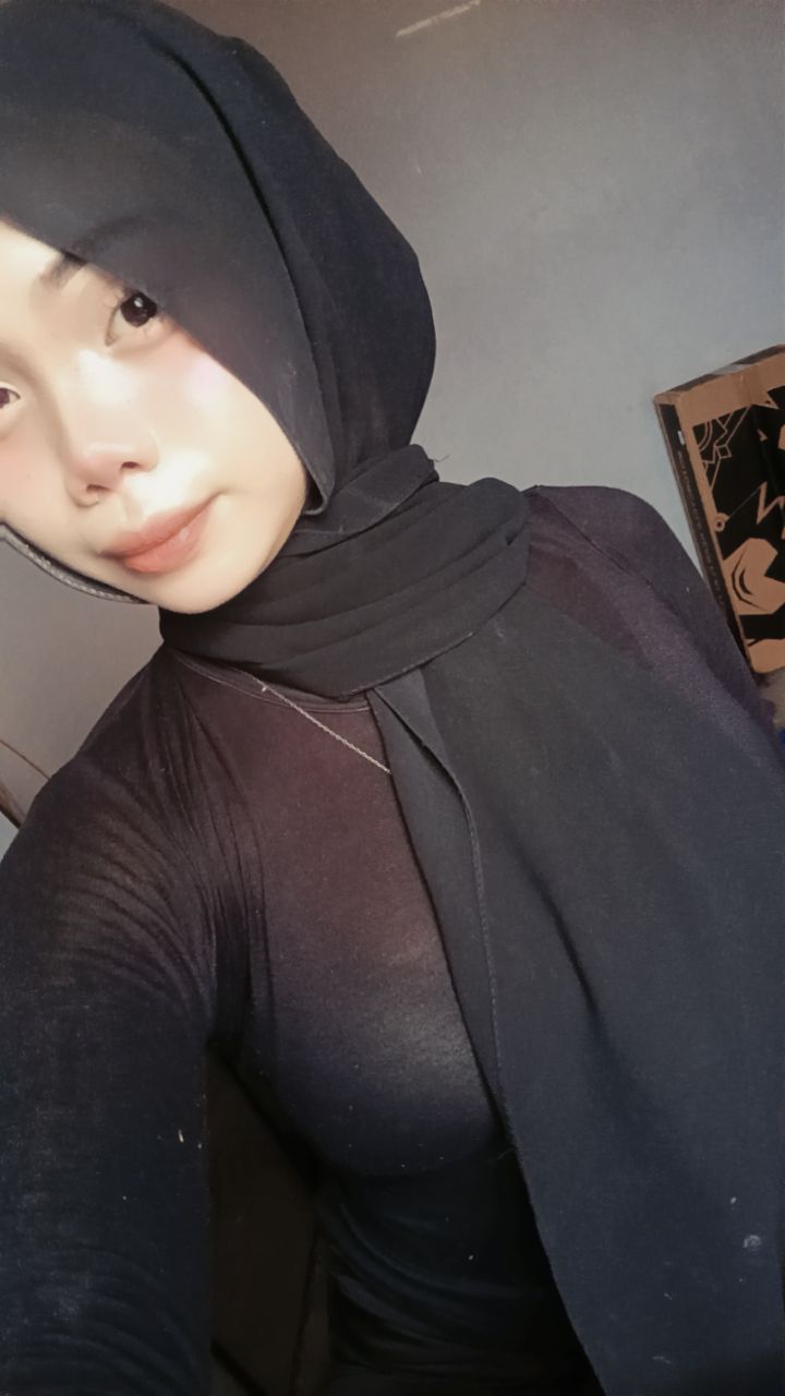 Threatened Jilbab Indo Viral Yandex Menulis Jejak Di Pasir Waktu